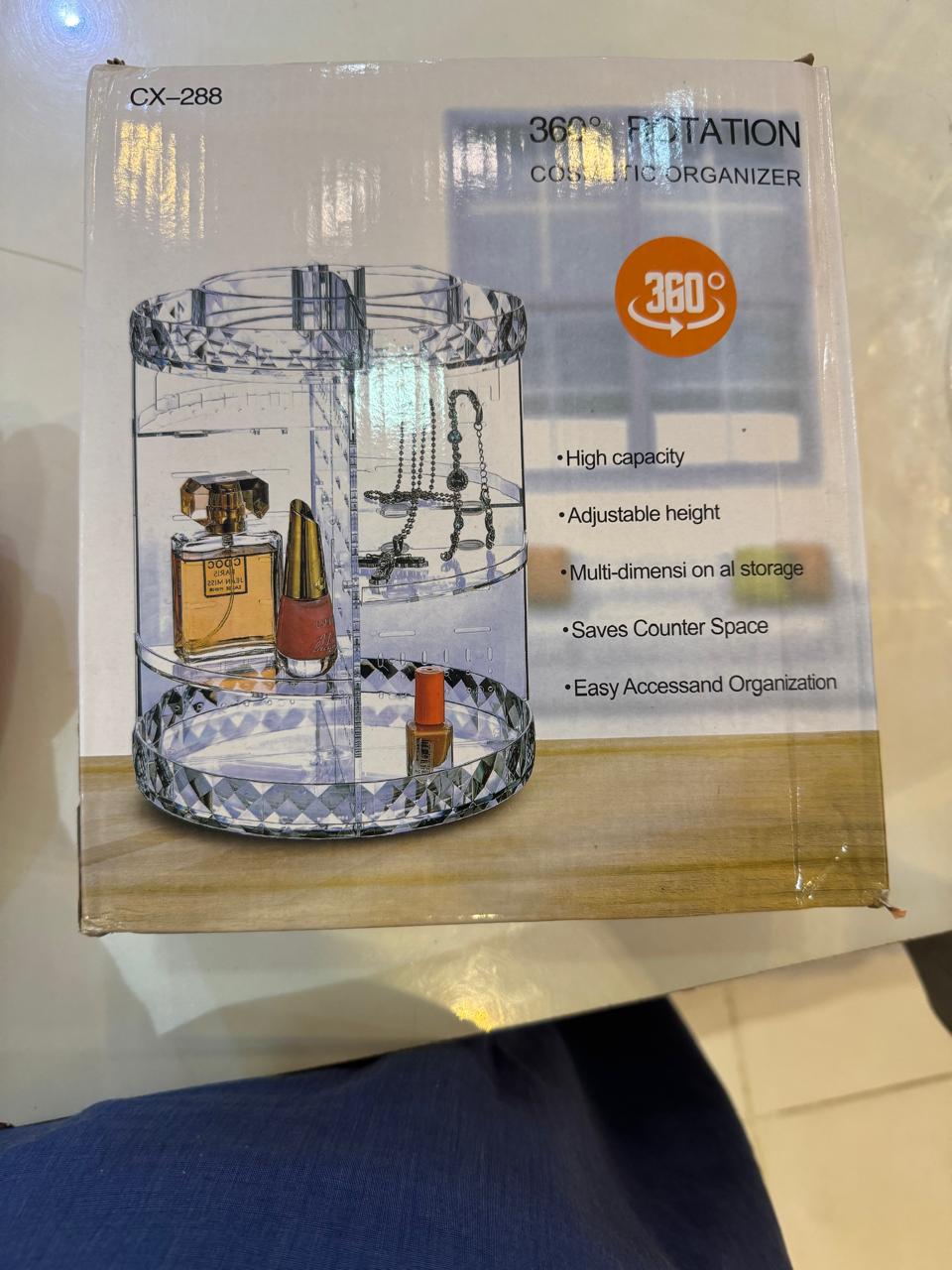 360° Rotating Diamond Cut Cosmetic Organizer